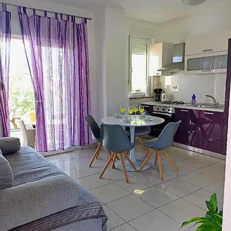 Relax Apartmán Preko