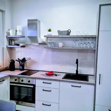 Relax Apartman Preko